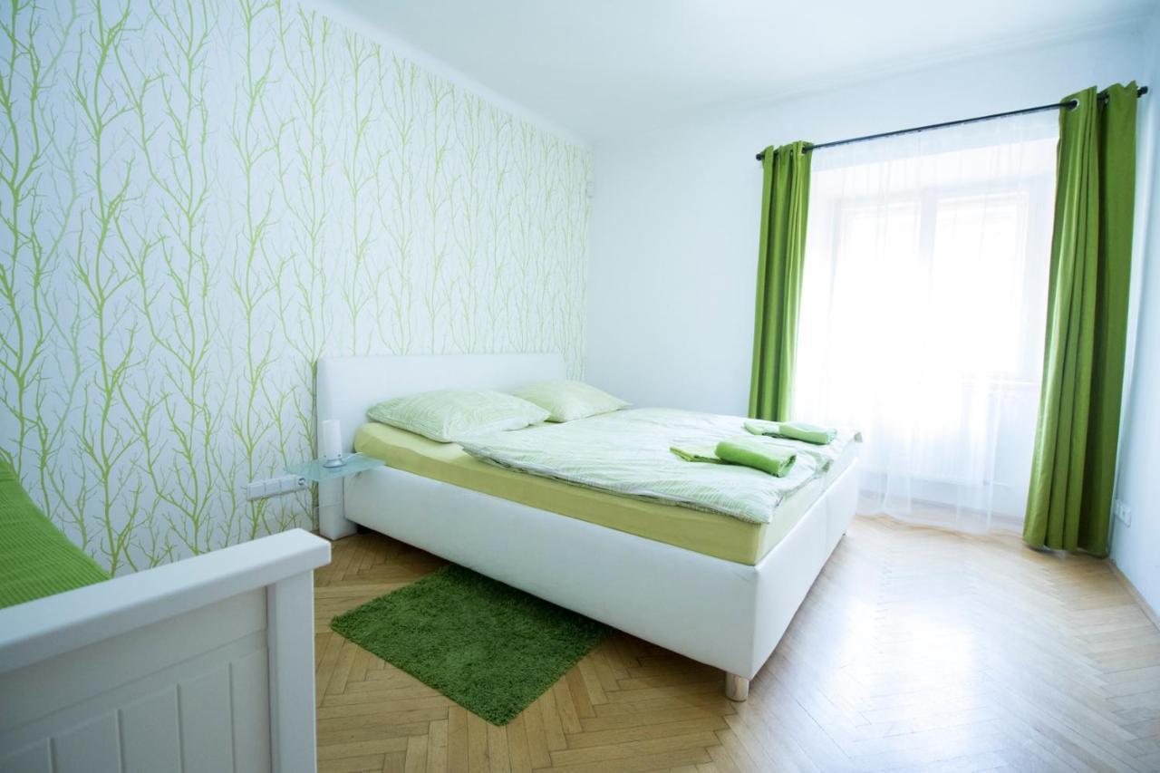 פראג Apartments Old Town Square 27 מראה חיצוני תמונה