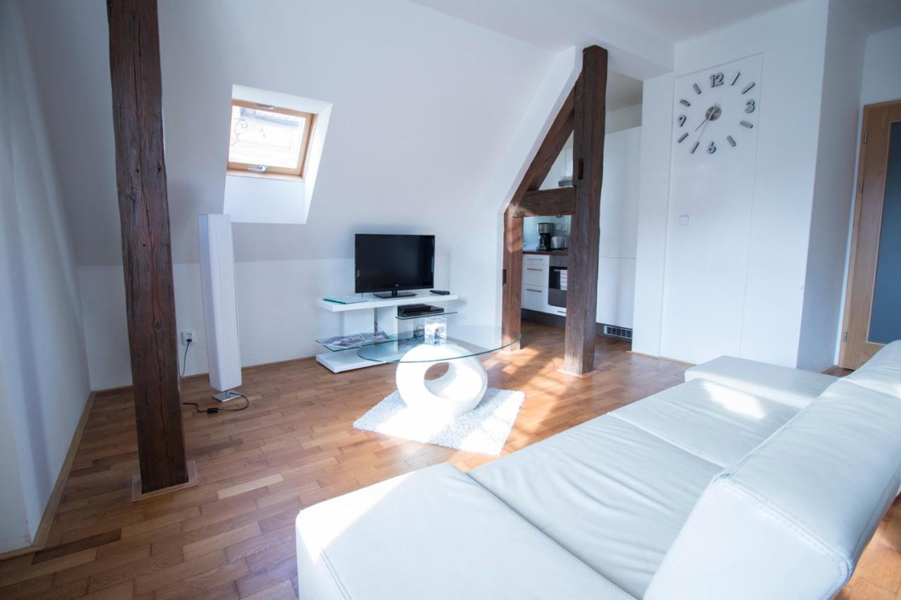פראג Apartments Old Town Square 27 מראה חיצוני תמונה