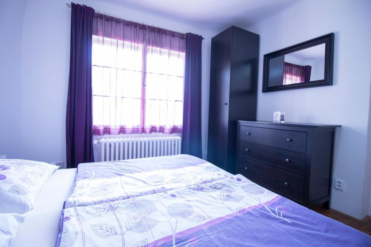 פראג Apartments Old Town Square 27 מראה חיצוני תמונה