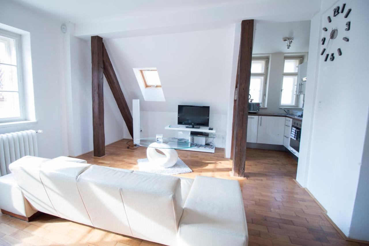 פראג Apartments Old Town Square 27 מראה חיצוני תמונה