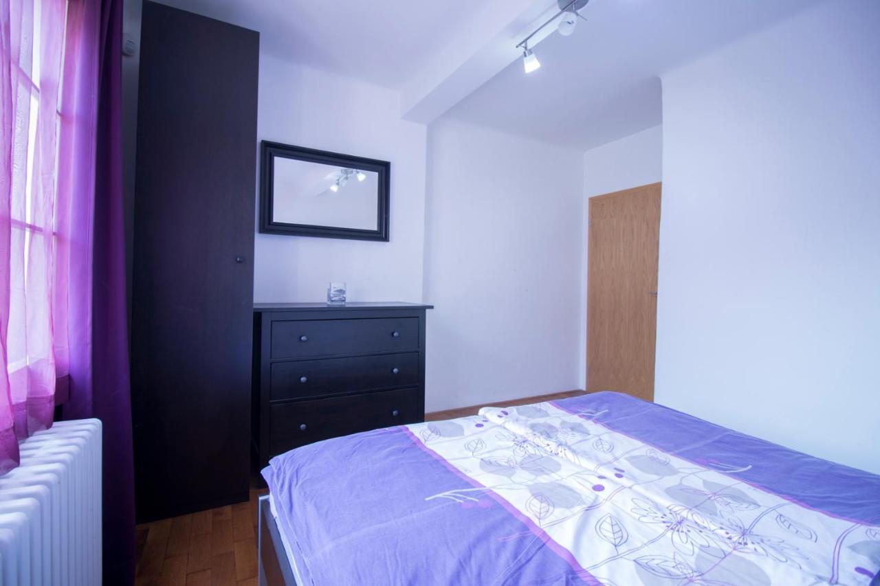 פראג Apartments Old Town Square 27 מראה חיצוני תמונה