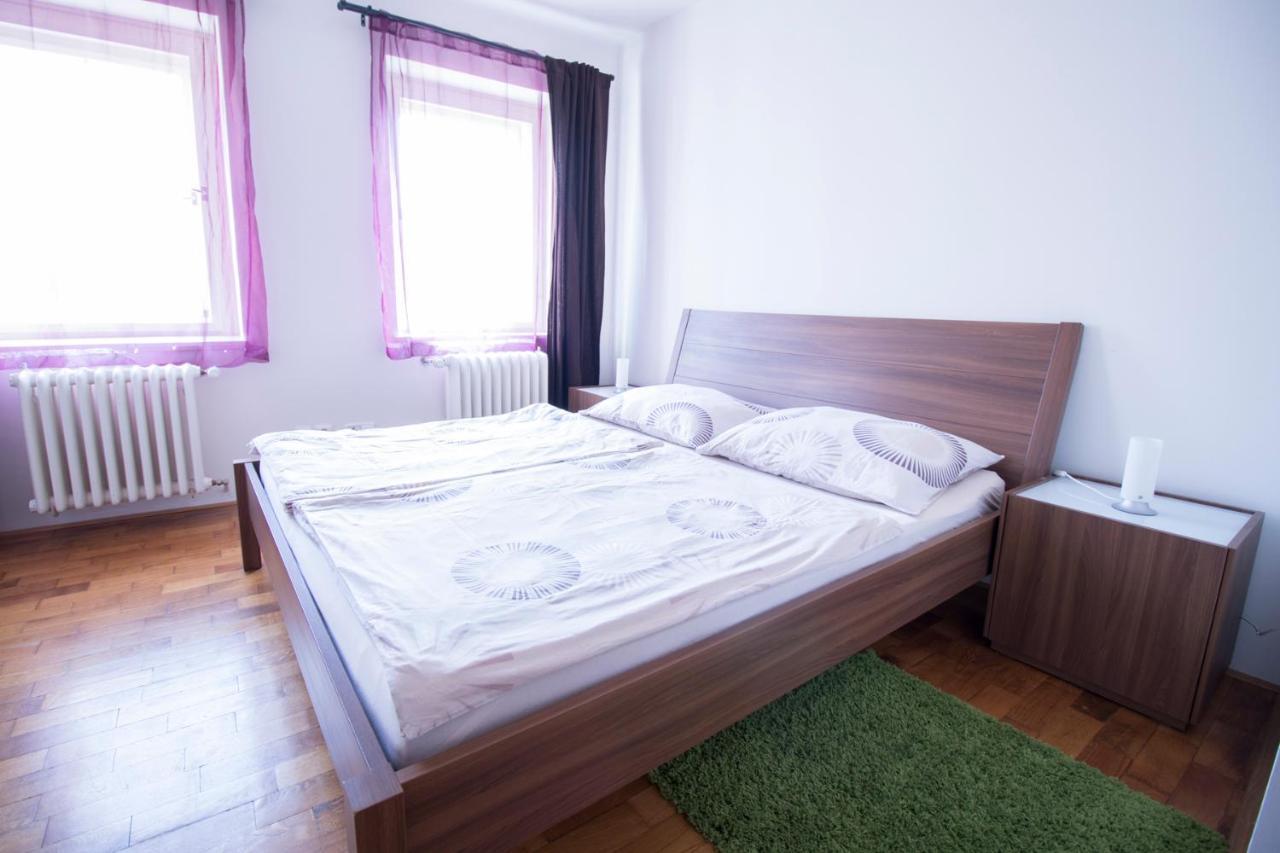 פראג Apartments Old Town Square 27 מראה חיצוני תמונה