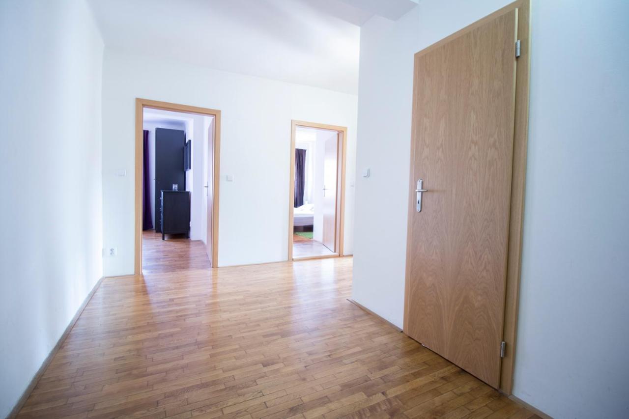 פראג Apartments Old Town Square 27 מראה חיצוני תמונה