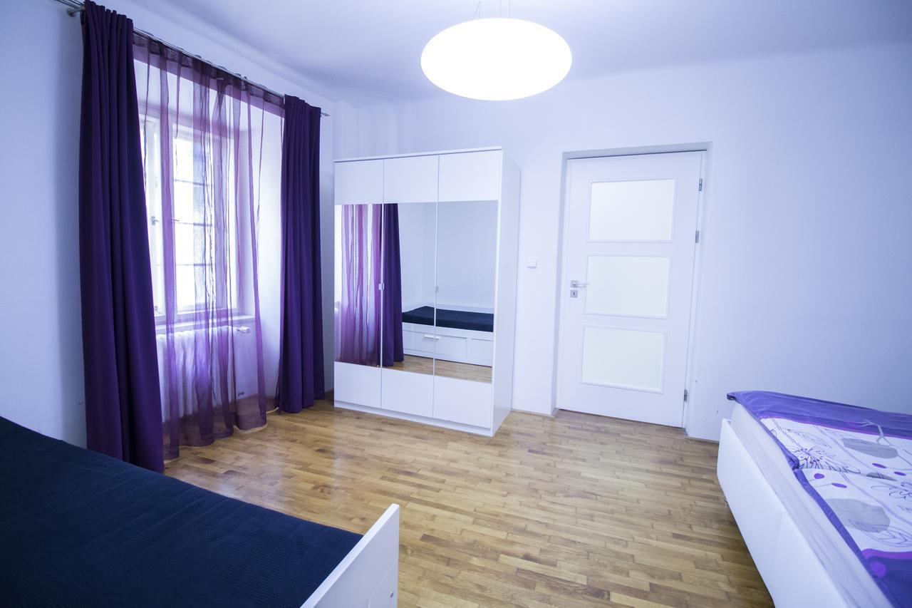 פראג Apartments Old Town Square 27 מראה חיצוני תמונה