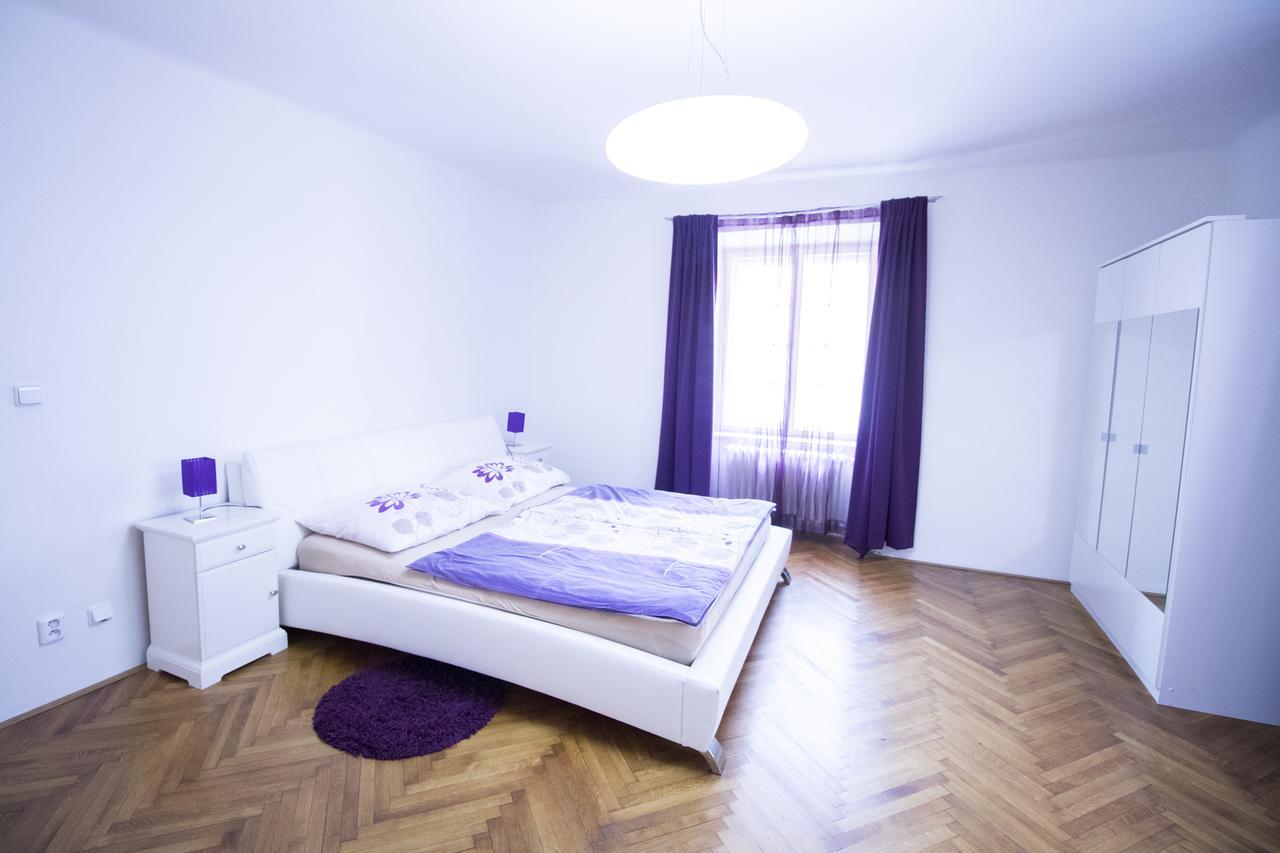 פראג Apartments Old Town Square 27 מראה חיצוני תמונה