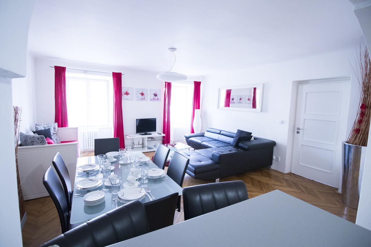 פראג Apartments Old Town Square 27 מראה חיצוני תמונה